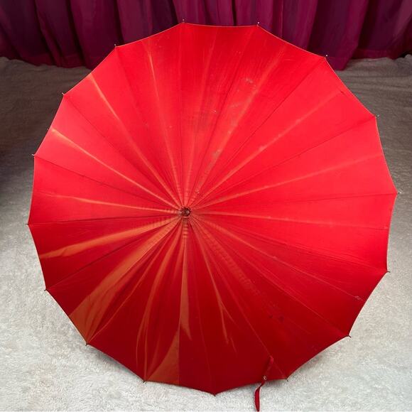 Antique Vintage 1850s Victorian pagoda parasol Lucite handle - 2 umbrellas - Picture 6 of 15